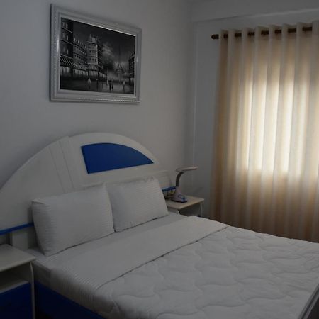 Leo Apartment Permet Exterior photo